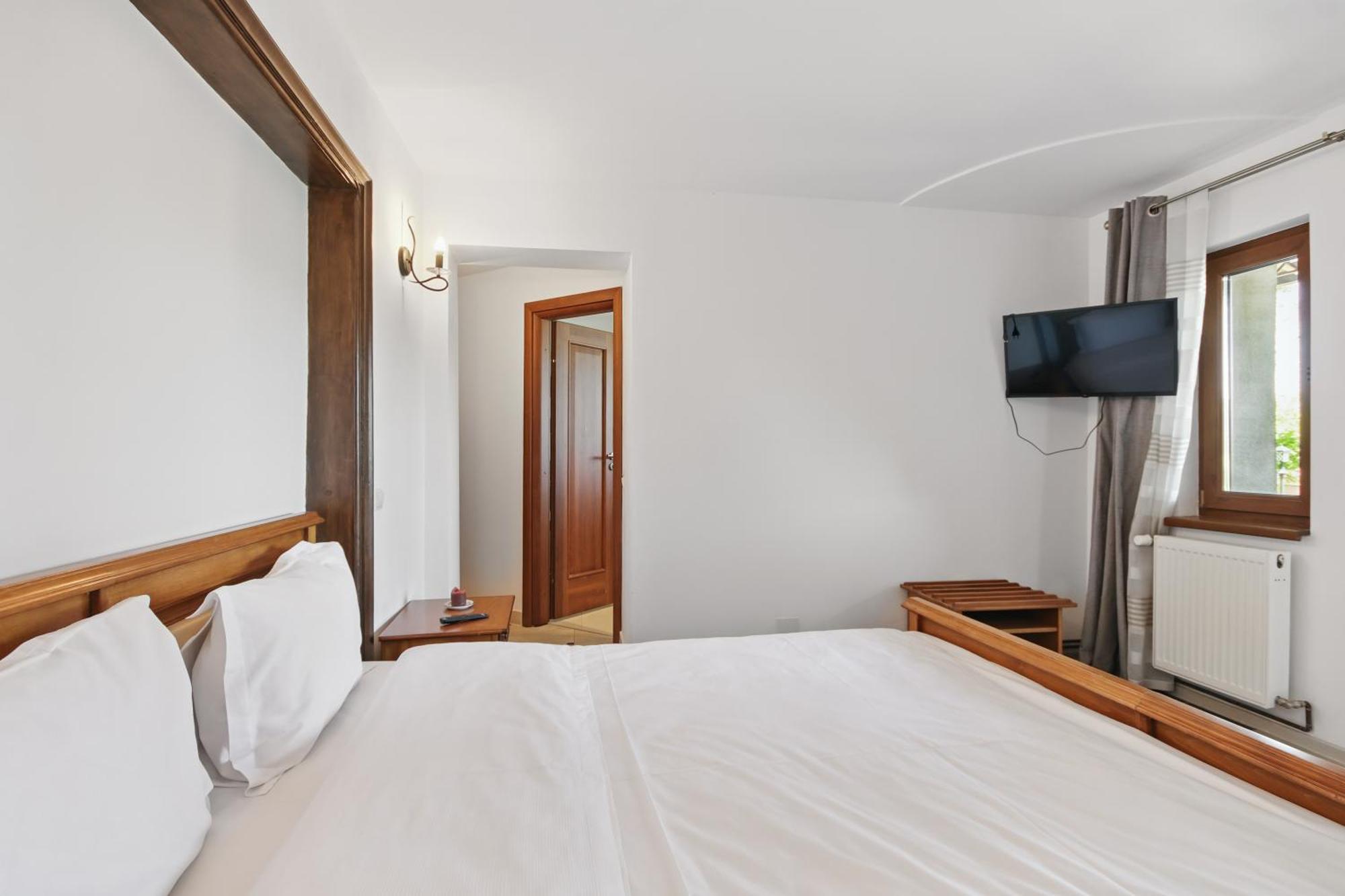 Hotel Casa Galand Parscov Esterno foto